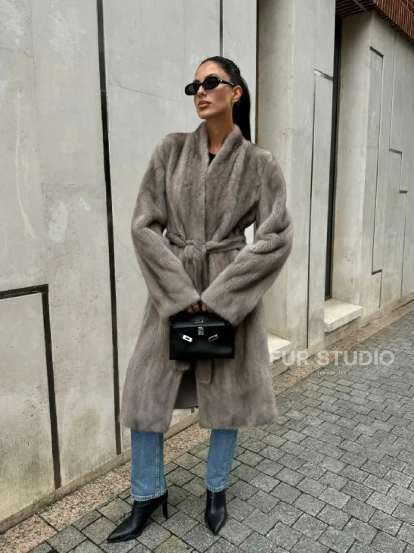 Стильная шуба из скандинавской норки - фото 7