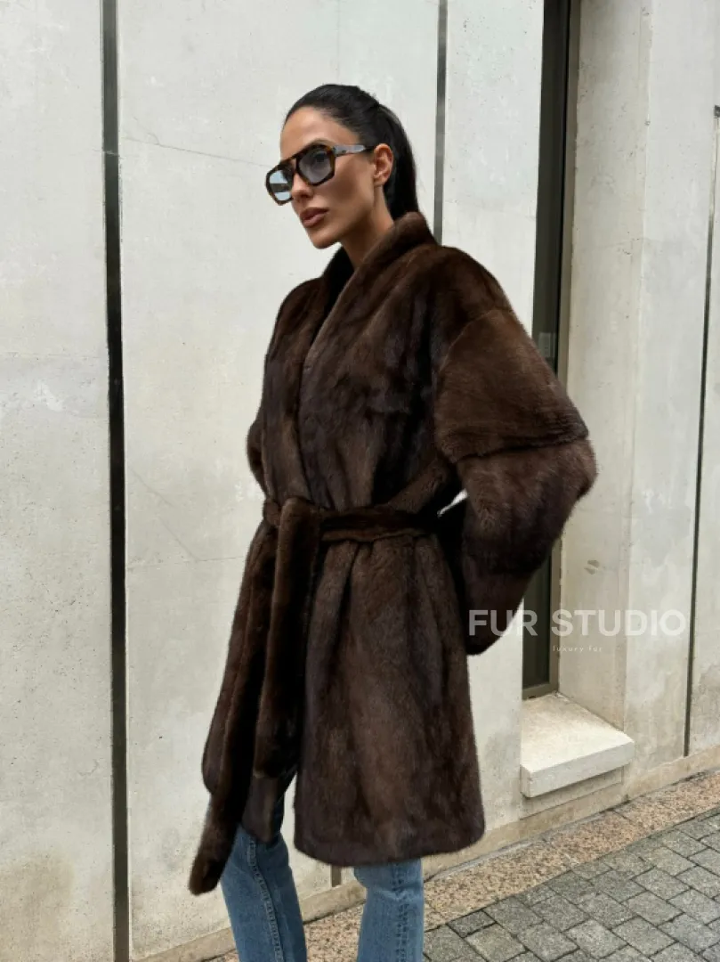 Шуба из скандинавской норки в цвете соболь - фото 6