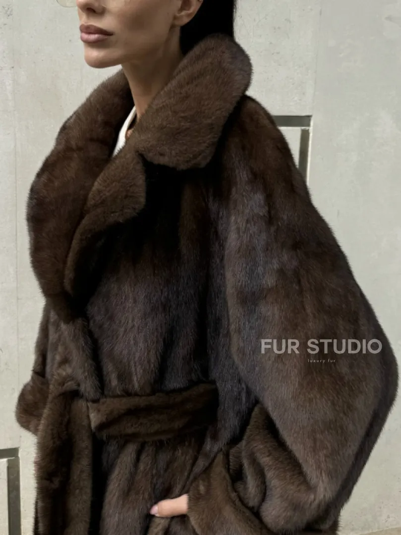 Женская винтажная шуба из аукционного меха норки Saga Furs - фото 1