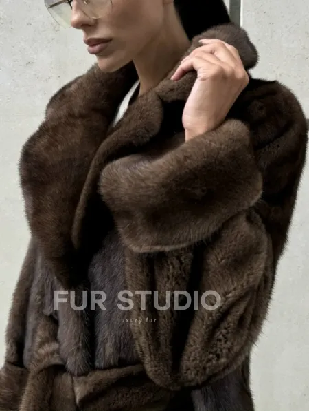 Женская винтажная шуба из аукционного меха норки Saga Furs - фото 2