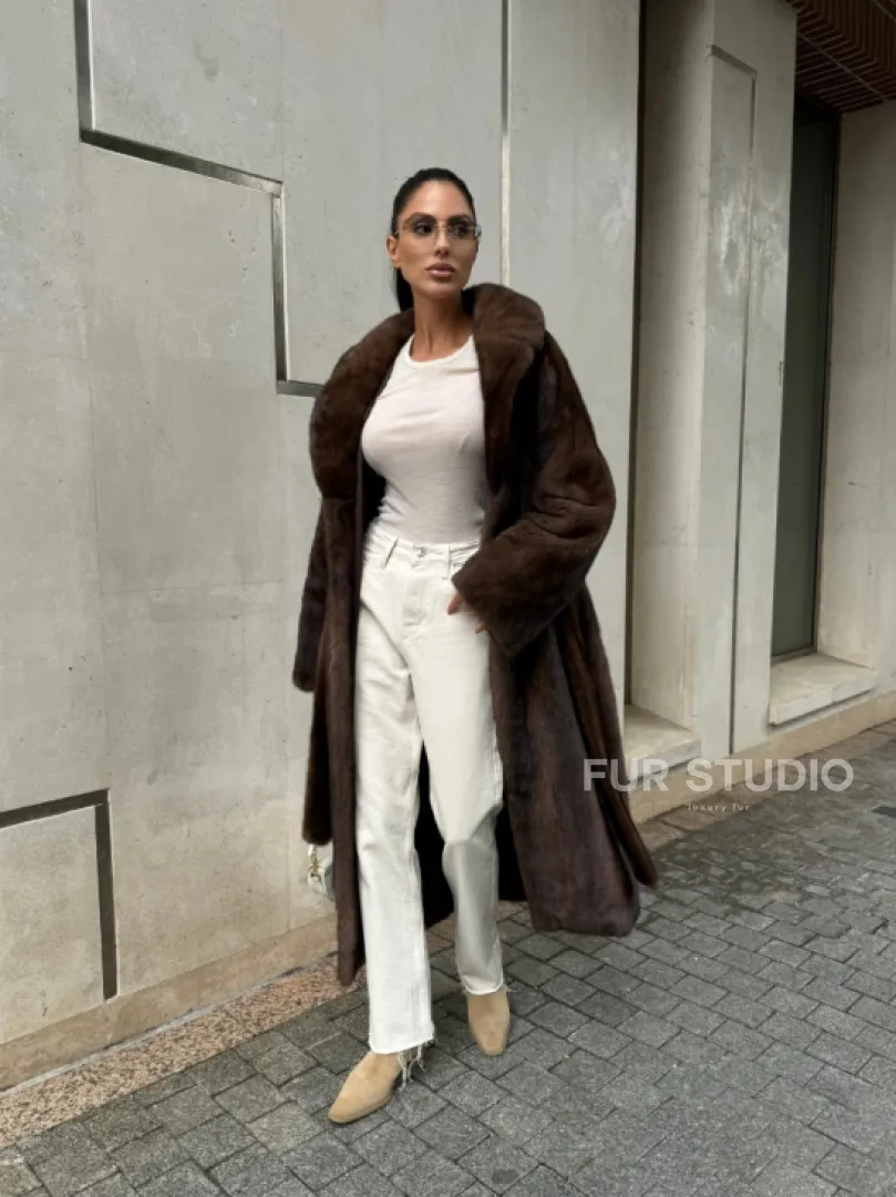 Женская винтажная шуба из аукционного меха норки Saga Furs - фото 12