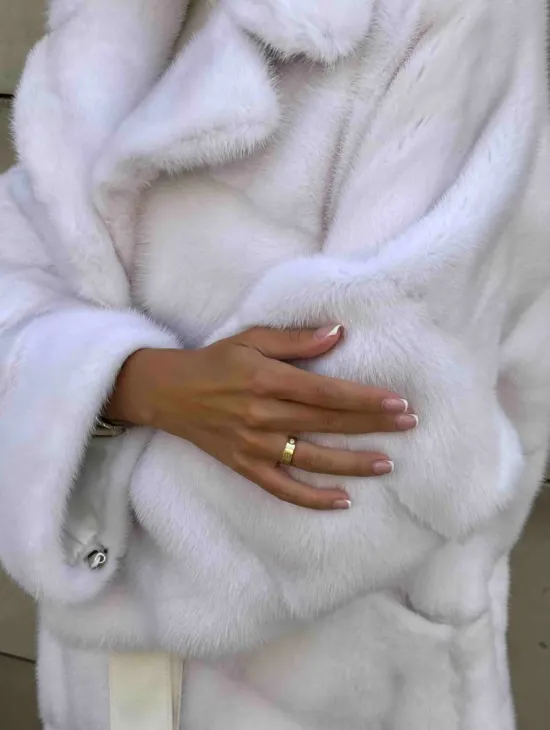 Норковая шуба с английским воротником - цвет колотый лед