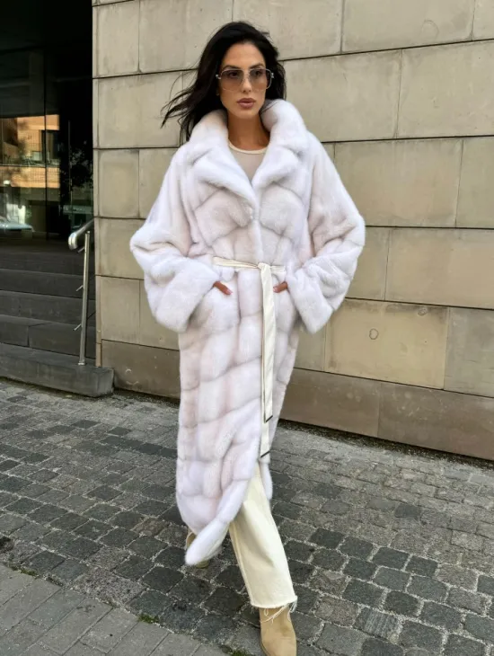 Норковая шуба с английским воротником - цвет колотый лед