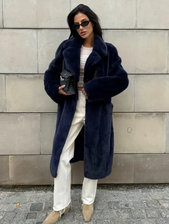 Норковая шуба цельный мех Saga furs