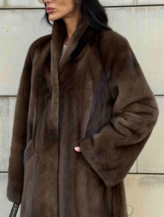 Норковая шуба, цельный мех PREMIUM COLLECTION VELVET - цвет соболь