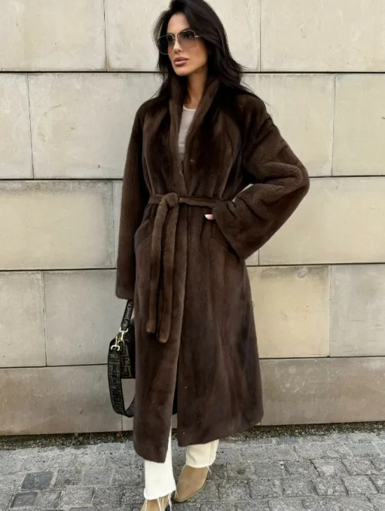 Норковая шуба, цельный мех PREMIUM COLLECTION VELVET - цвет соболь