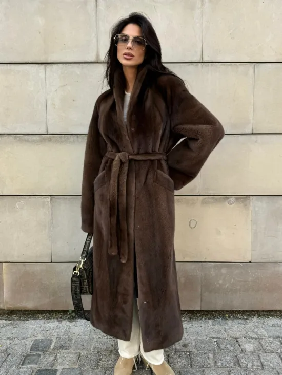 Норковая шуба, цельный мех PREMIUM COLLECTION VELVET - цвет соболь