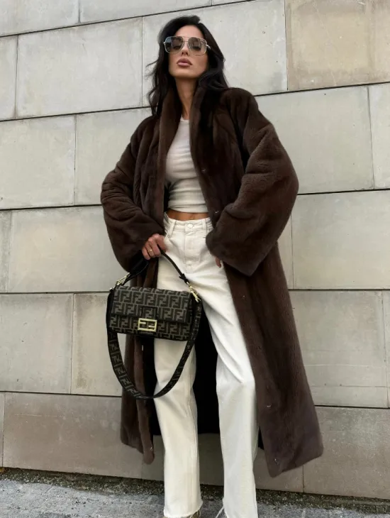 Норковая шуба, цельный мех PREMIUM COLLECTION VELVET - цвет соболь