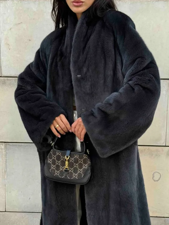 Шуба норковая цельный мех PREMIUM COLLECTION VELVET - цвет графит