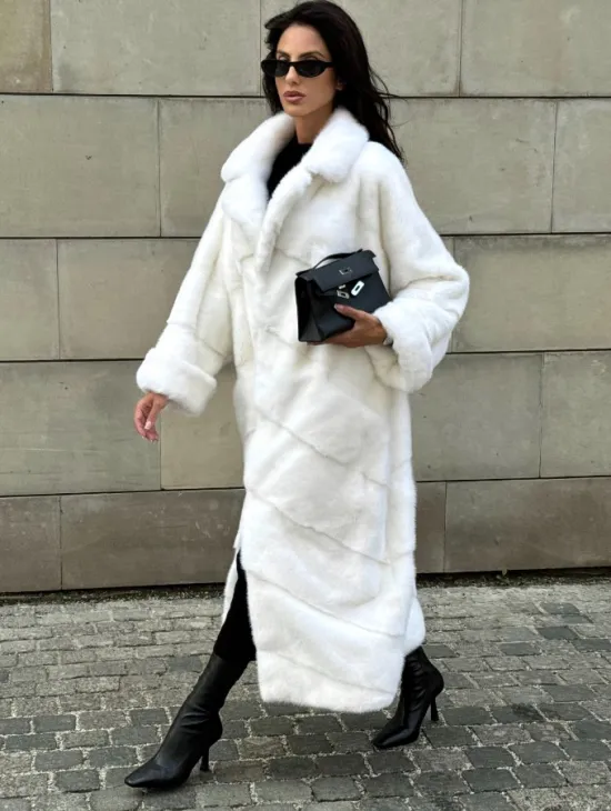 Длинная норковая шуба White COLLECTION с английским воротником