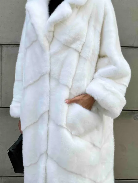 Длинная норковая шуба White COLLECTION с английским воротником
