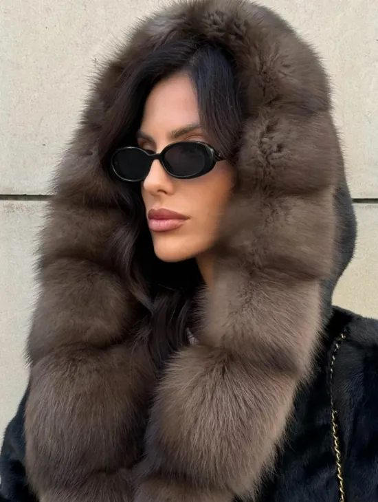 Шуба из норки Saga furs с капюшоном куницы, цельный мех - TOTAL BLACK