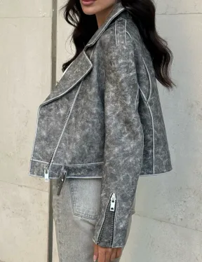 Кожаная укороченная косуха из натуральной кожи 