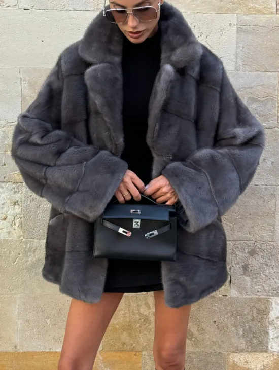 Короткая норковая шуба с английским воротником - цвет графит