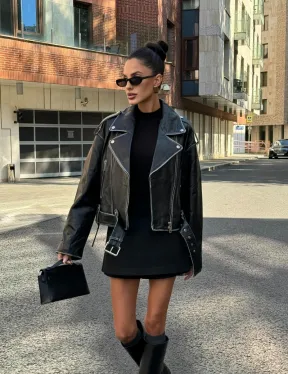 Куртка-косуха из натуральной кожи «Vintage»  со шнуровкой - цвет черный