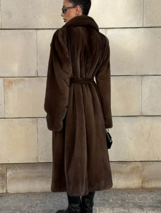 Норковая шуба цельный мех английский воротник KOPENHAGEN FUR