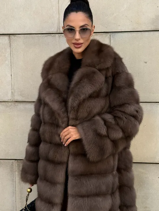 Шуба из куницы в цвете Tartufo  английский воротник