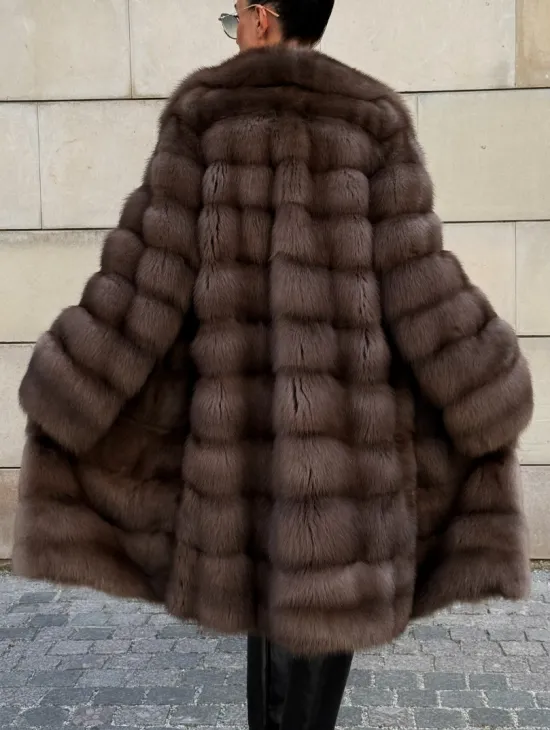 Шуба из куницы в цвете Tartufo  английский воротник