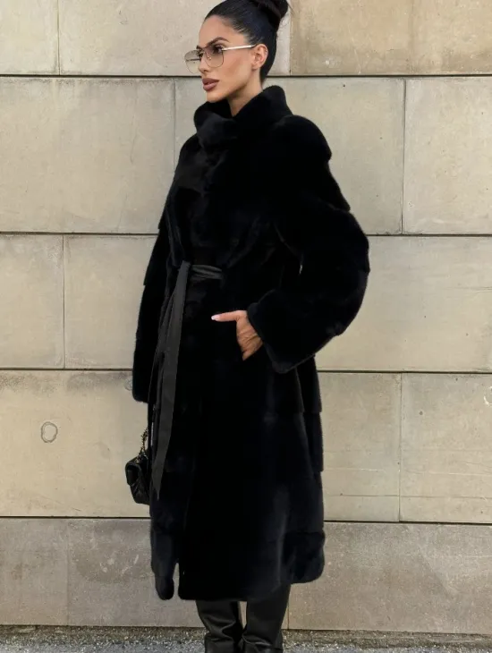 Шуба из скандинавской(плюшевой) норки - стойка воротник