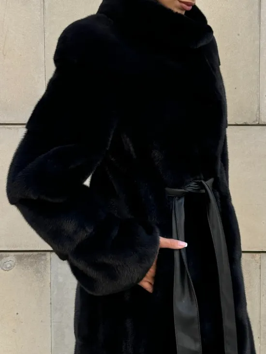 Шуба из скандинавской(плюшевой) норки - стойка воротник