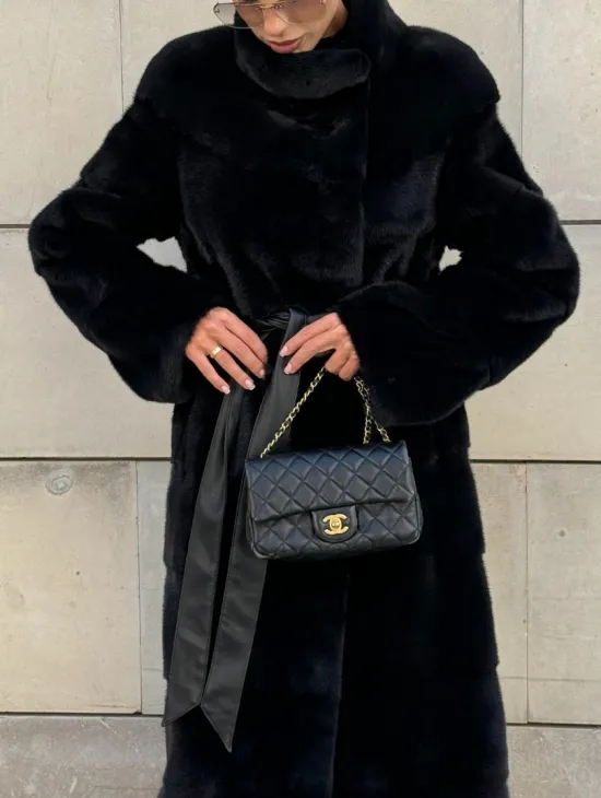 Шуба из скандинавской(плюшевой) норки - стойка воротник