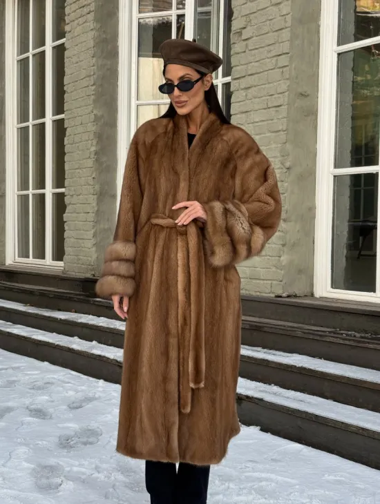 Шуба норковая кимоно VINTAGE GOLD рукава с отделкой из меха куницы