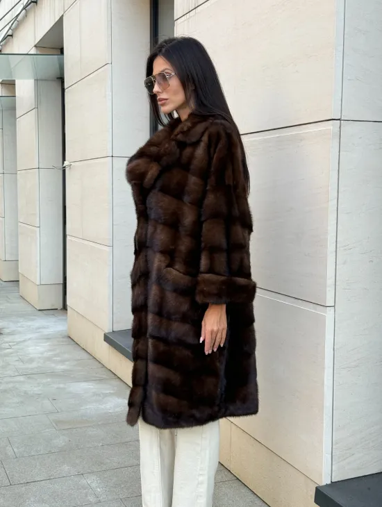 Шуба из меха соболиной норки английский воротник - цвет соболь