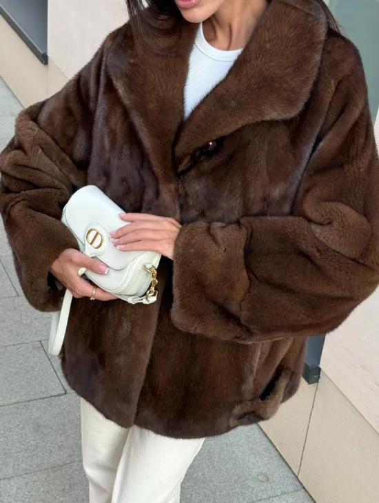 Шуба в натуральном цвете - аукционная норка VELVET