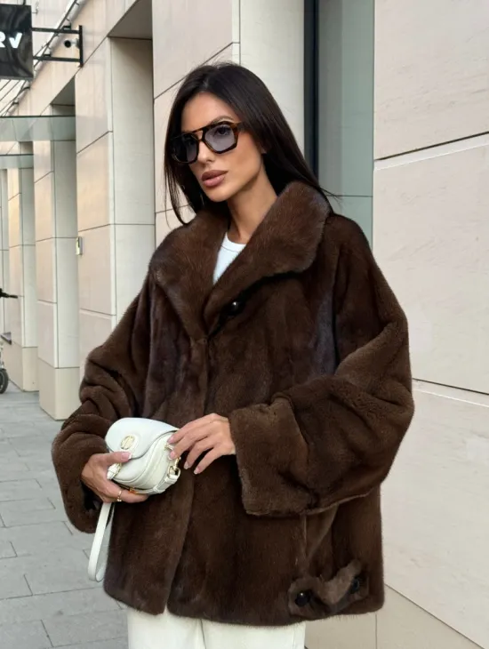 Шуба в натуральном цвете - аукционная норка VELVET