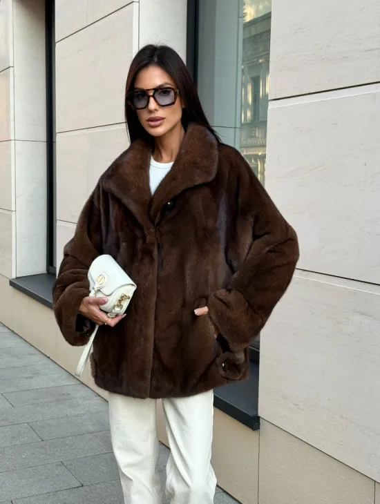 Шуба в натуральном цвете - аукционная норка VELVET