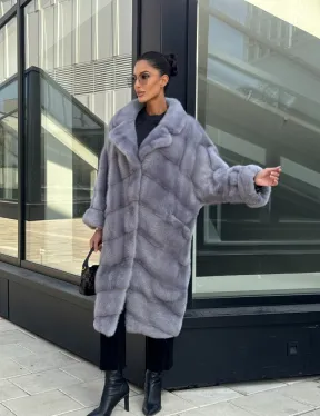 Голубая норковая шуба английский воротник, фасон кокон