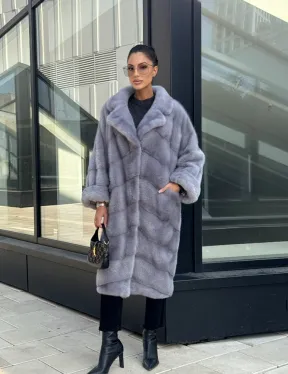 Голубая норковая шуба английский воротник, фасон кокон