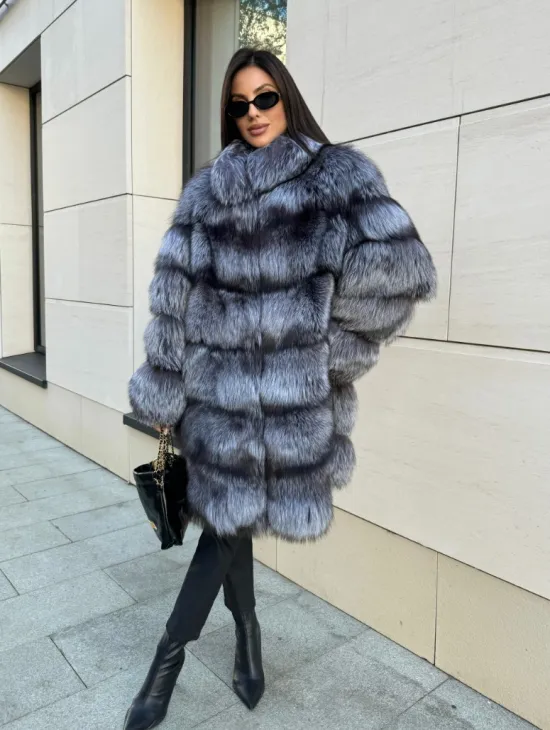 Шуба натуральная из чернобурки стойка воротник