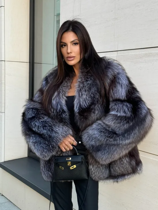 Шуба из меха чернобурки с английским воротником, цельные пластины - серая