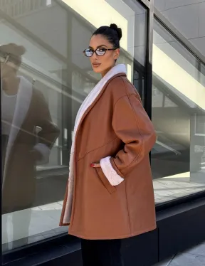 Женская дублёнка на запах с поясом - цвет кэмел