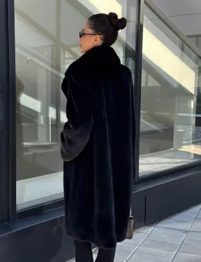 Шуба из аукционного меха норки Kopenhagen Fur, английский воротник - фасон баллон