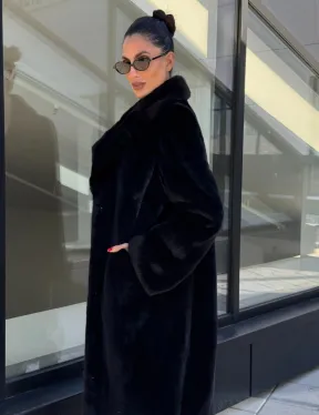 Шуба из аукционного меха норки Kopenhagen Fur, английский воротник - фасон баллон