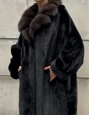 Манто New Elegance из норки Saga Furs с воротником из меха соболя