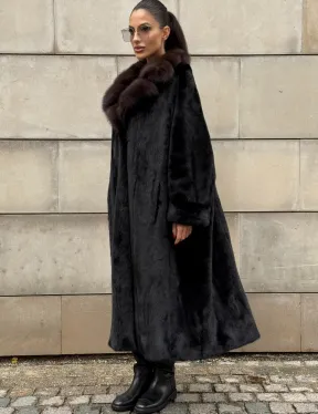 Манто New Elegance из норки Saga Furs с воротником из меха соболя
