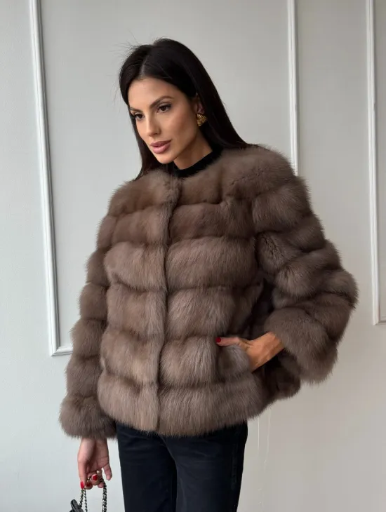 Шуба из меха куницы Truffle с воротником шанель