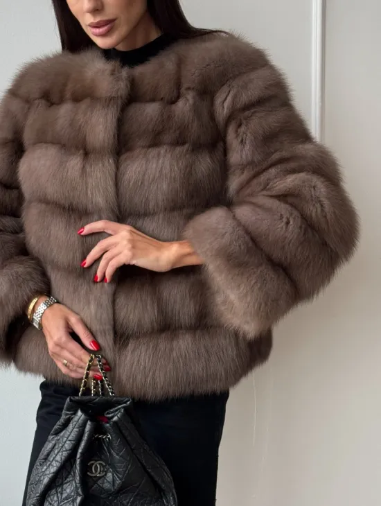 Шуба из меха куницы Truffle с воротником шанель