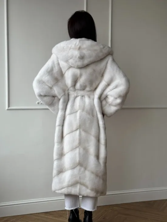 Натуральная шуба кимоно из меха норки Palomino с капюшоном кобра