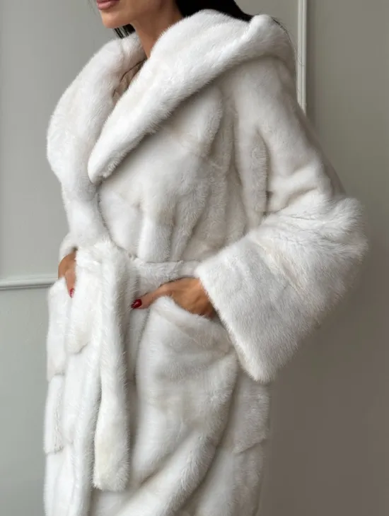 Натуральная шуба кимоно из меха норки Palomino с капюшоном кобра