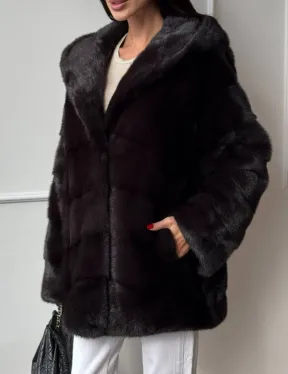 Меховая шубка с капюшоном из аукционной норки в цвете уголь