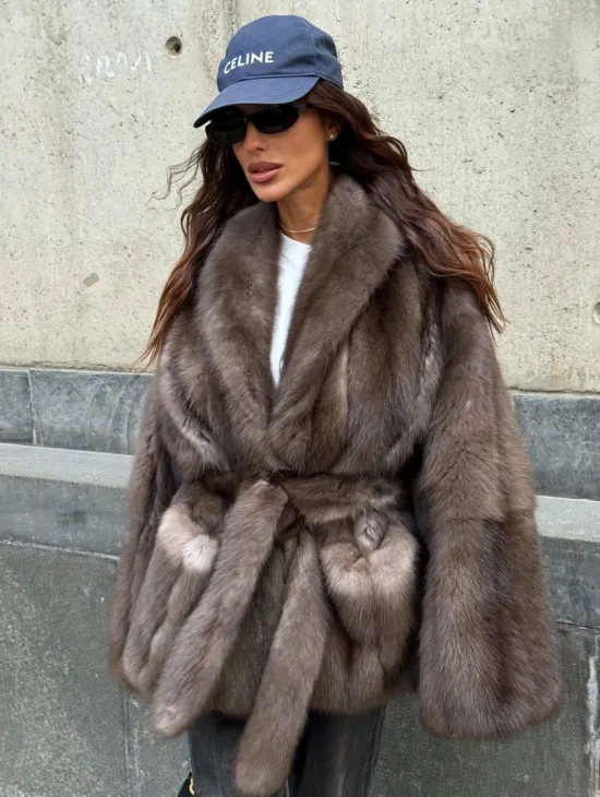 Шуба из меха куницы - автоледи