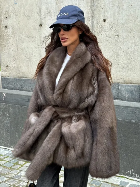 Шуба из меха куницы - автоледи