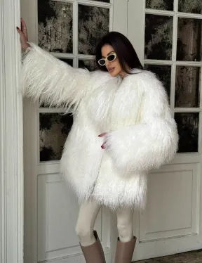 Шуба из меха ламы PREMIUM COLLECTION, английский воротник