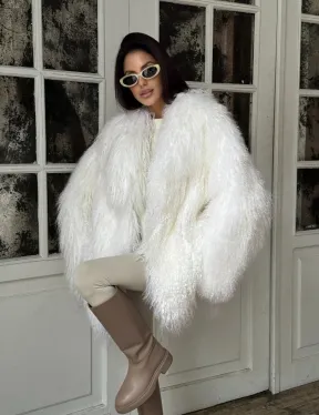 Шуба из меха ламы PREMIUM COLLECTION, английский воротник