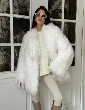 Шуба из меха ламы PREMIUM COLLECTION, английский воротник