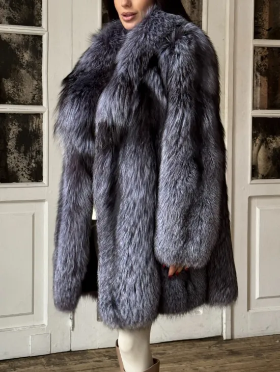 Натуральная шуба из меха чернобурки, воротник шаль